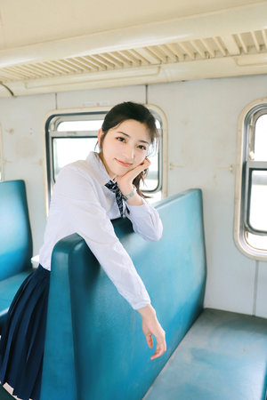 十二点后无下装歌舞